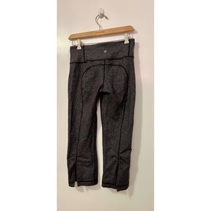 Lululemon Leggings - Dark Gray - Cropped - Size 6